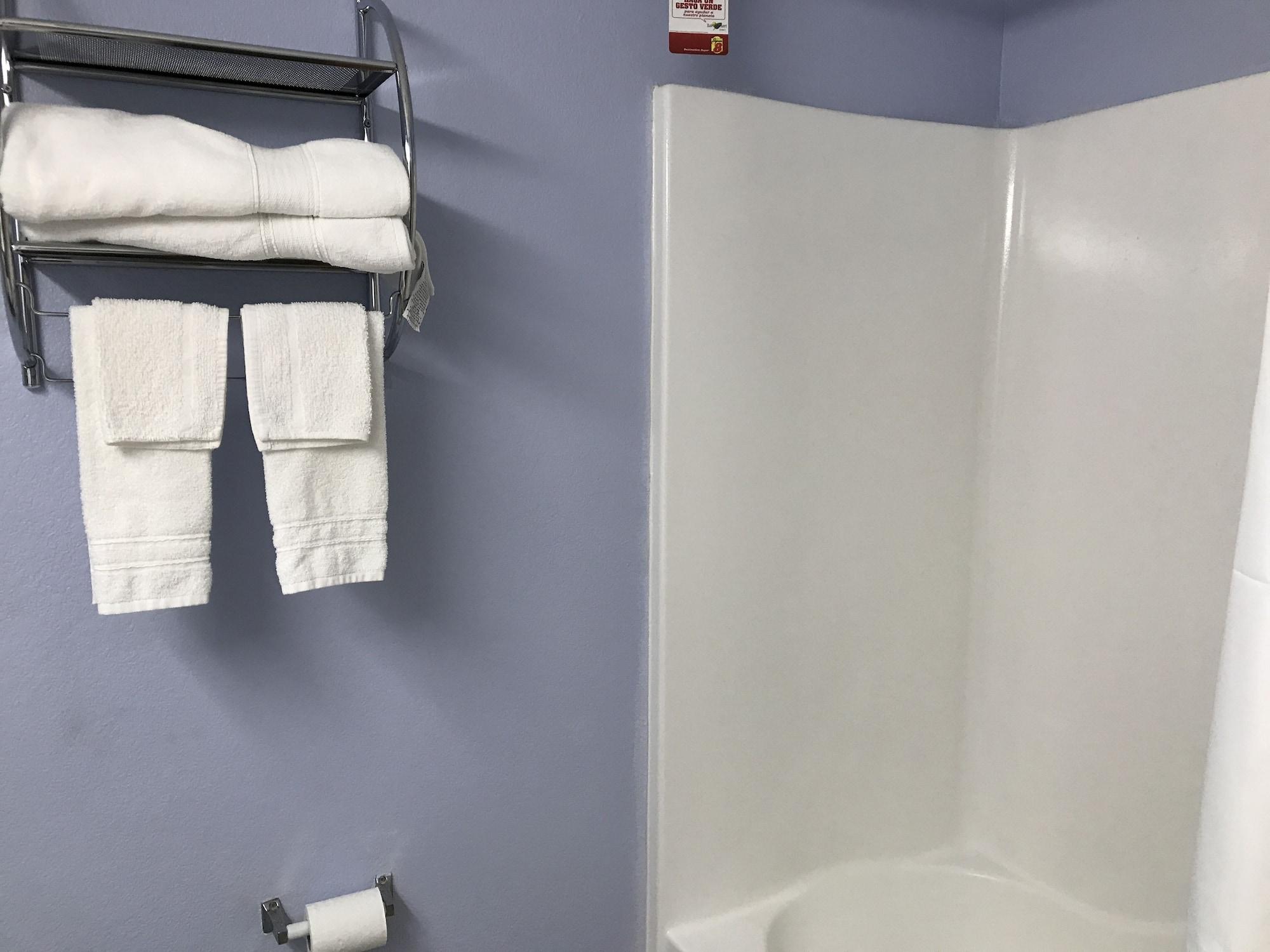 Motel Super 8 By Wyndham Omaha/west Dodge 2*